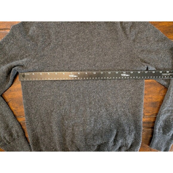Uniqlo Womens XS Gray 100% Cashmere Sweater Turtleneck Knit Top Dark Gray - Picture 7 of 8